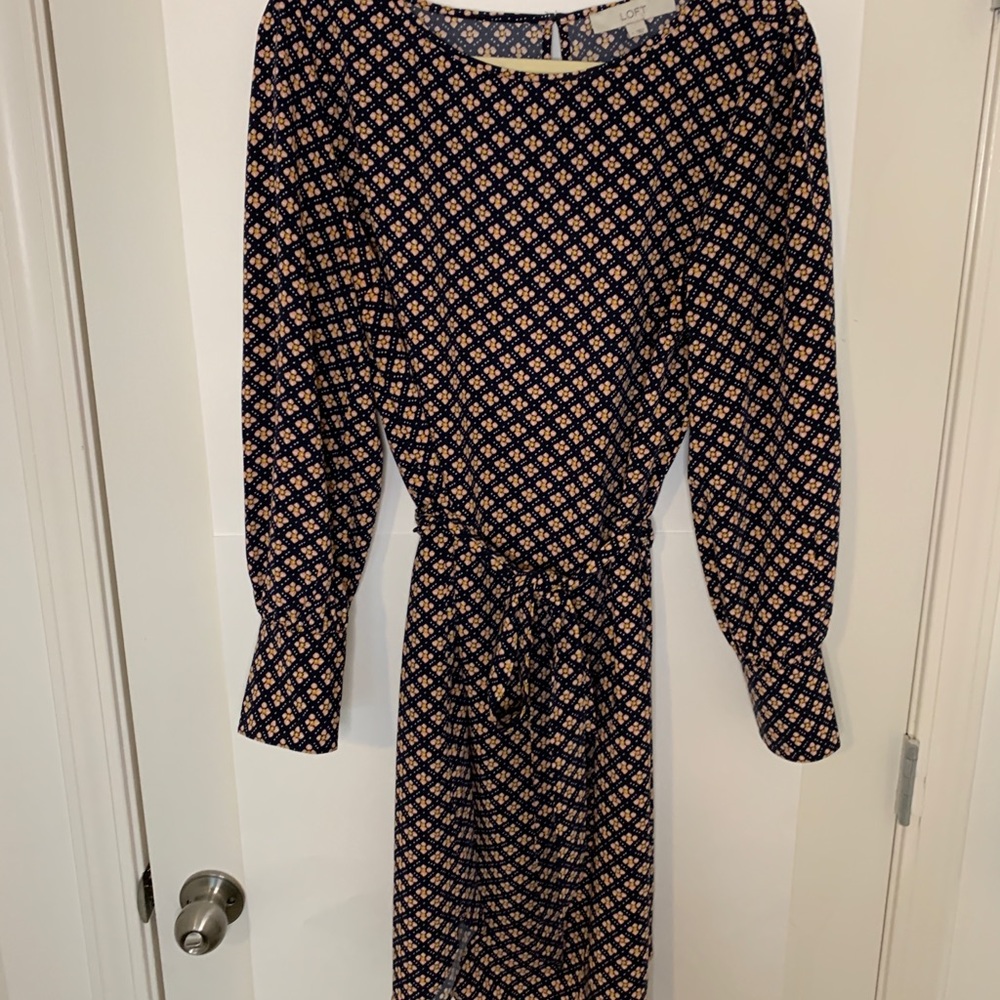 Loft long sleeve shift dress